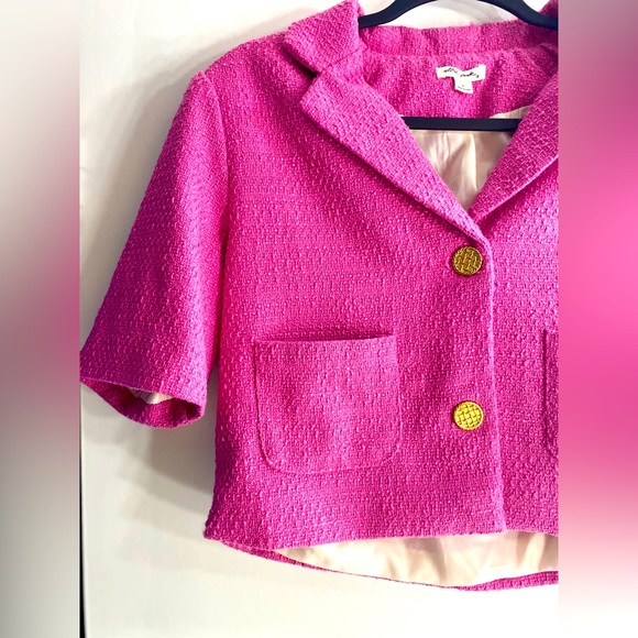 Ultra Pink - Picture 2 of 6